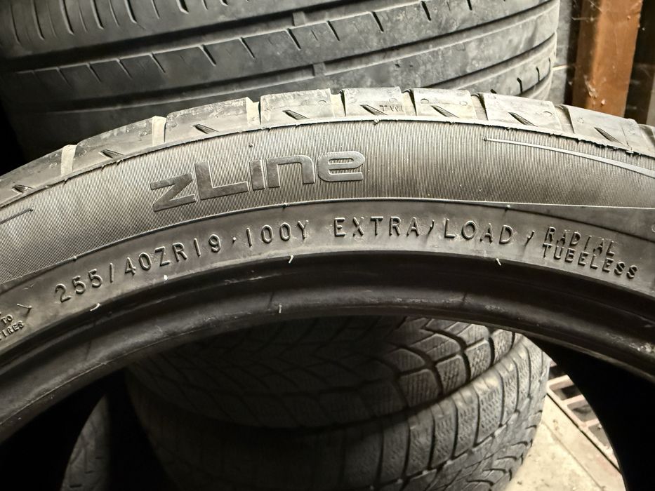 Nokian 255/40/19