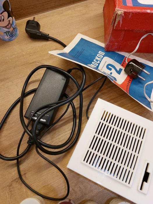 Два прожекционни апарата + филмчета