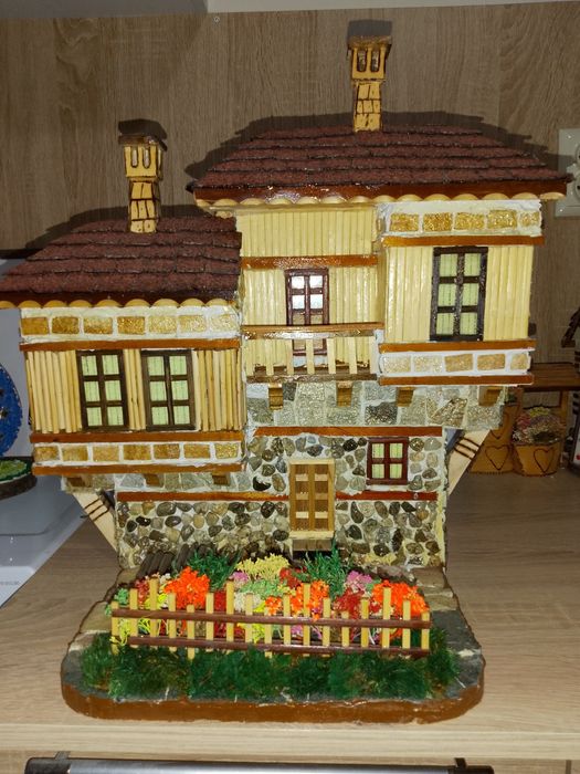 Декоративна къща, Макет на българска къща от дърво и камък, ръчна изра