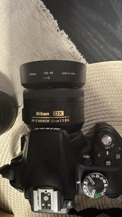 Nikon D330 +35mm f1.8 + 18-55 mm+ geantă transport