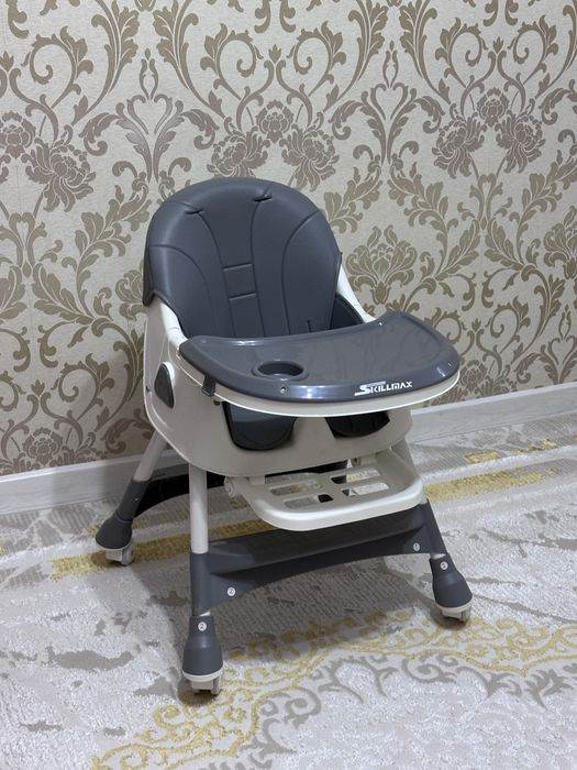 Стульчик для кормления детей