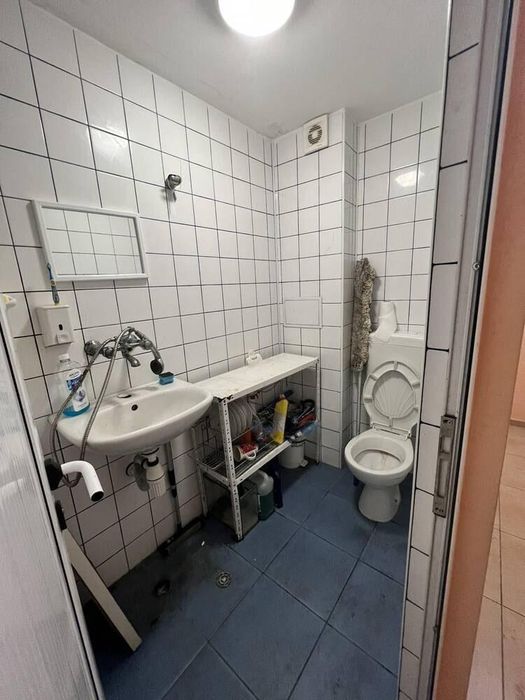 Дава се под наем Магазин в Бургас, Възраждане - 43 кв.м за 306 € - Снимка #2