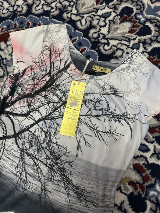 новое платье с бирками