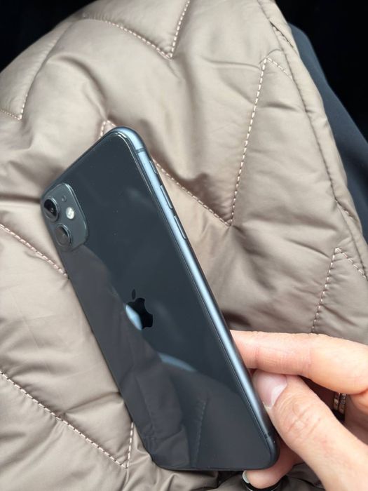 Продам iphone 11 128gb