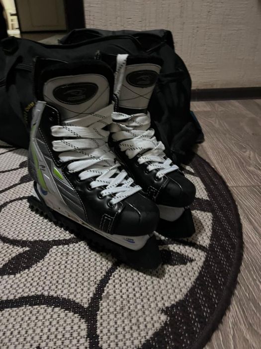 Продам коньки, в отличном состоянии