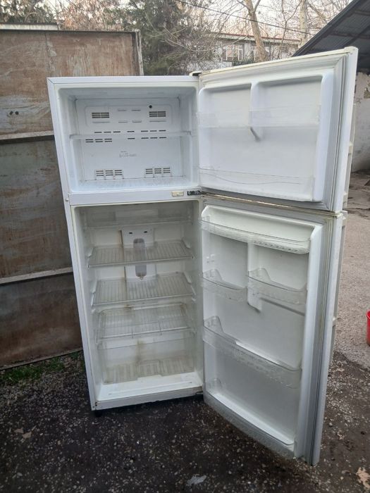 Продаётся холодильник