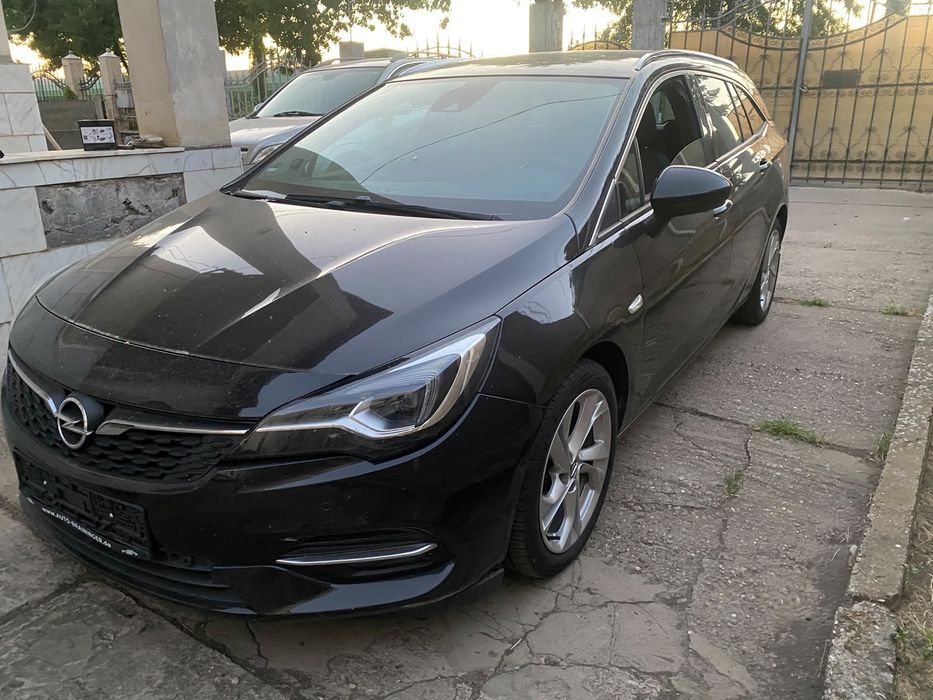 Opel Astra K, an 2020 recent adusa
