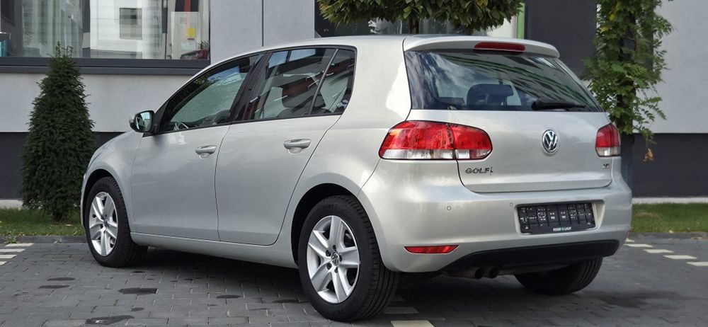 VOLKSWAGEN Golf 2009 — imagine 4