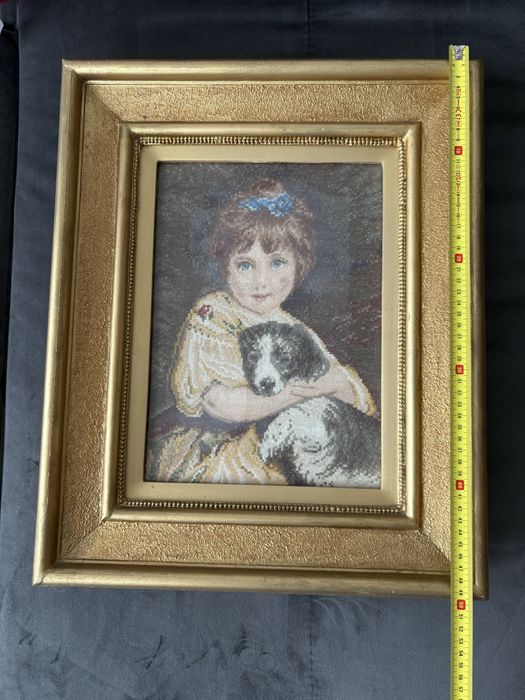 Гоблен “Момиче с куче”