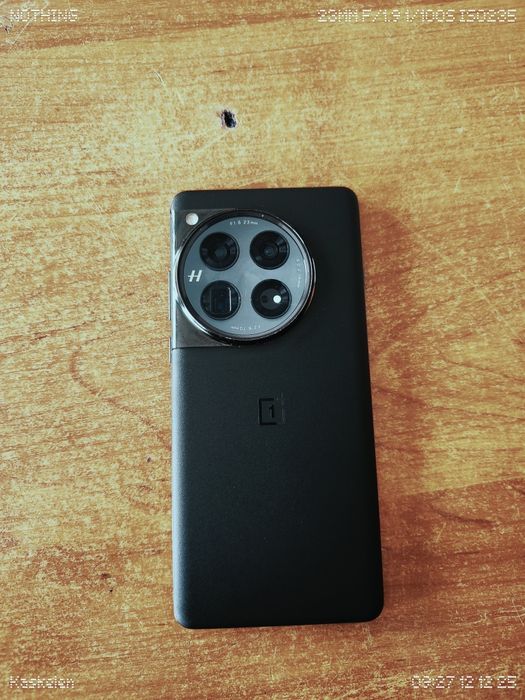 Продам OnePlus 12