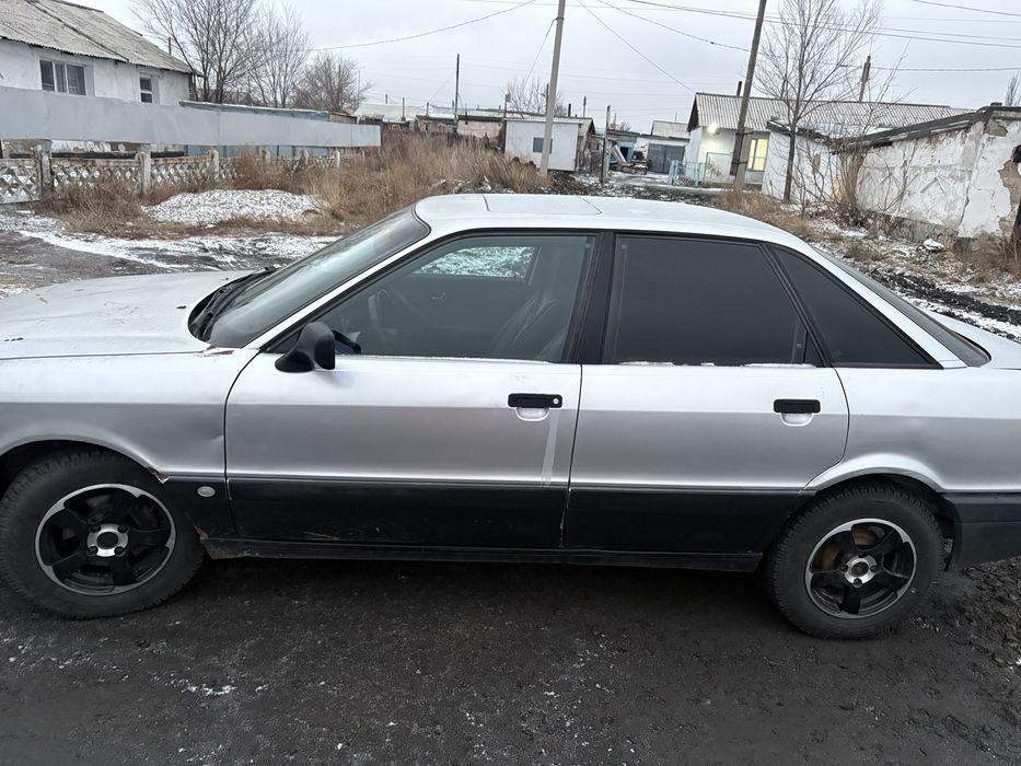 Продам машину Ауди 80