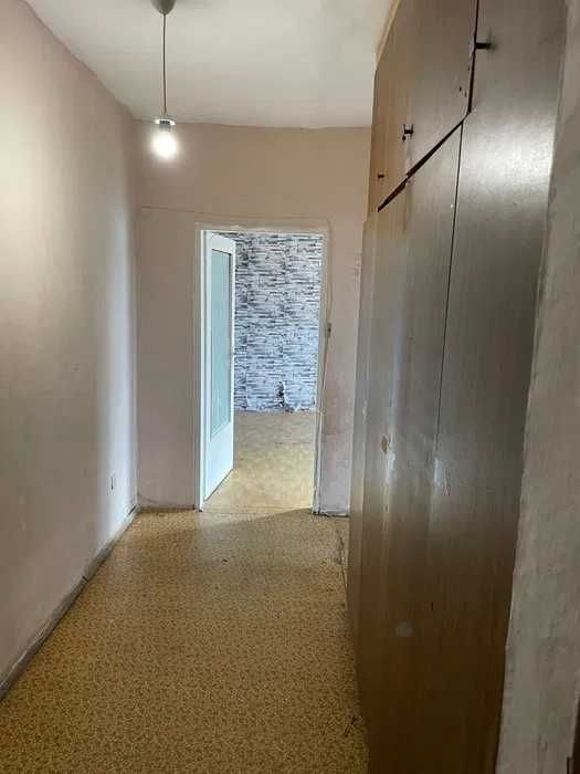 Дава се под наем Двустаен апартамент в Пловдив, Кючук Париж - 65 кв.м за 79298.88 € - Снимка #1