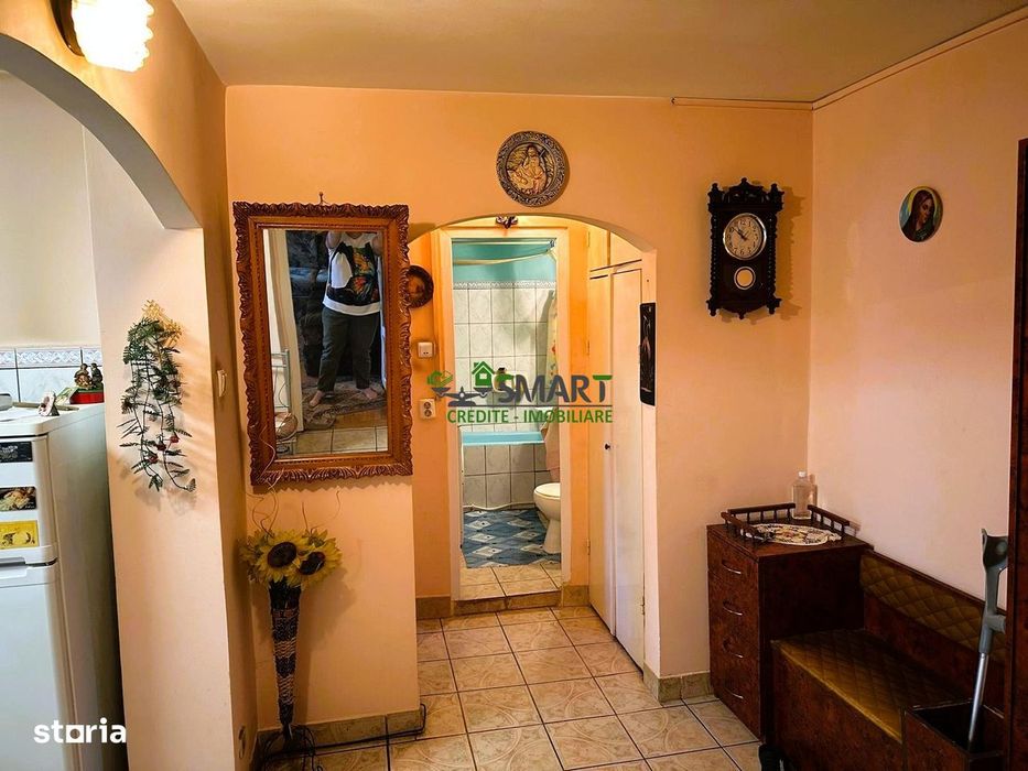 Apartament decomandat Traian Zona Republicii 74 000 euro Etaj 3