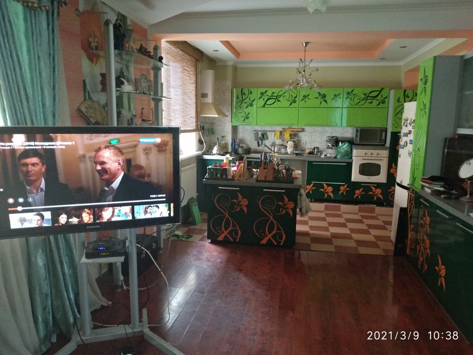 Продам дом в Баганашыле 370 м.кв. 5.35 соток.