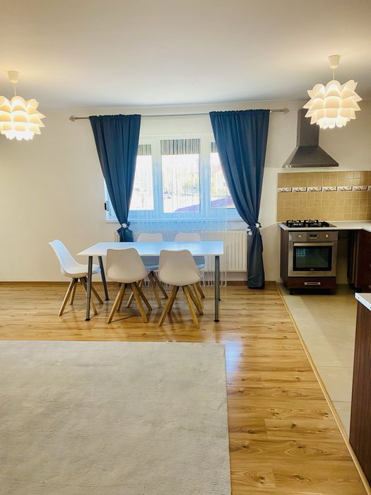 Apartament 3 camere, zona centrala