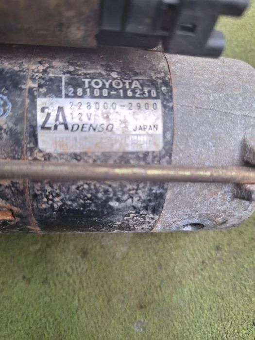 Стартер на Тойота Карина
