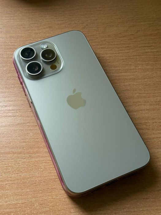 Продается айфон 15 pro max