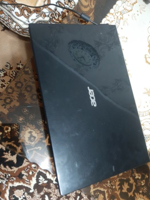 Продам б/у ноутбук Aser