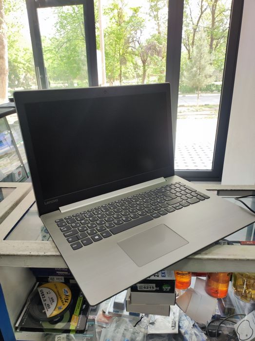 Noutbuk / ноутбук