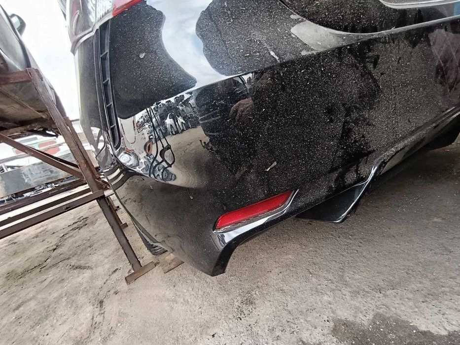 Бампер задний для Toyota Camry 70-75