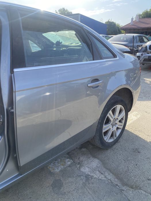 Ușă stânga spate Audi A4 B8 Berlină cod vopsea 7Y7G