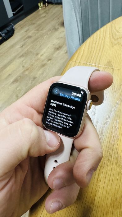 Apple watch 4 40mm Rose Gold