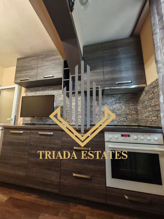 Уютна и стилно обзаведена гарсониера в жк.Изгрев. КЛЮЧ в Офиса