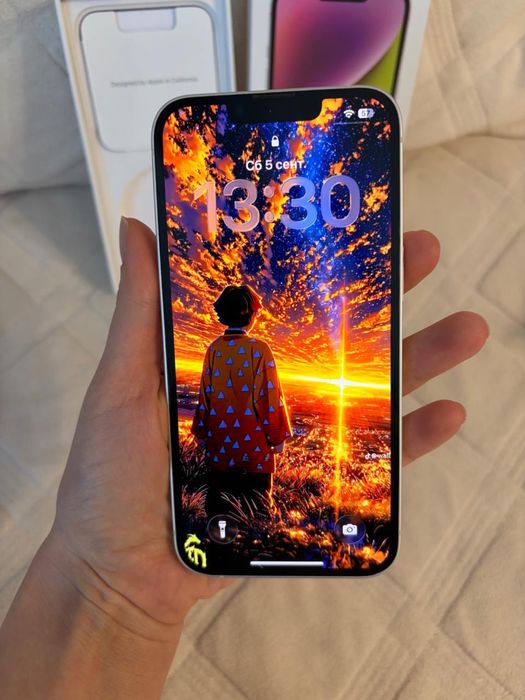 Продам Iphone 14