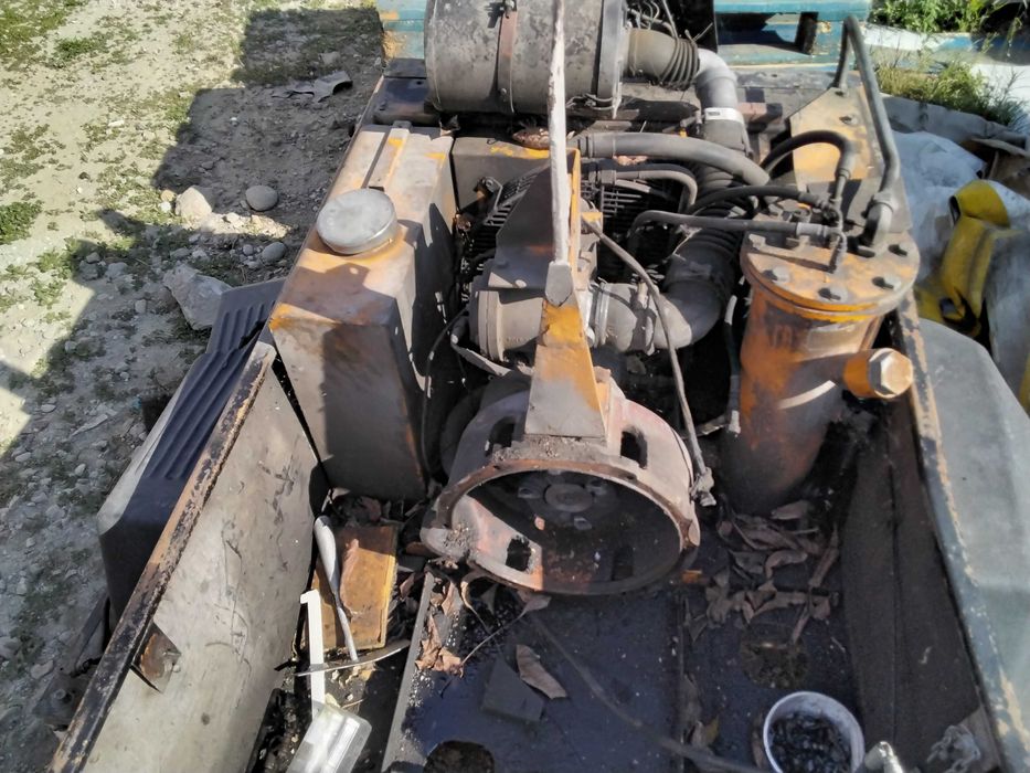 motor  deutz f2l511 2 cilindri motocompresor pornit