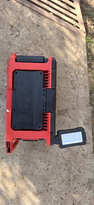 Proiector led milwaukee packout poalc