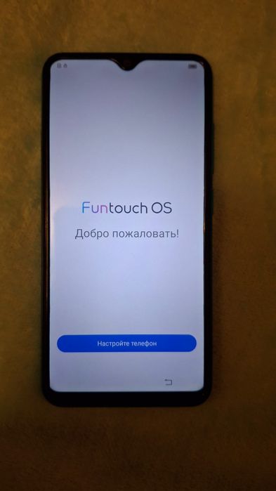 Телефон Vivo Y1s 2015