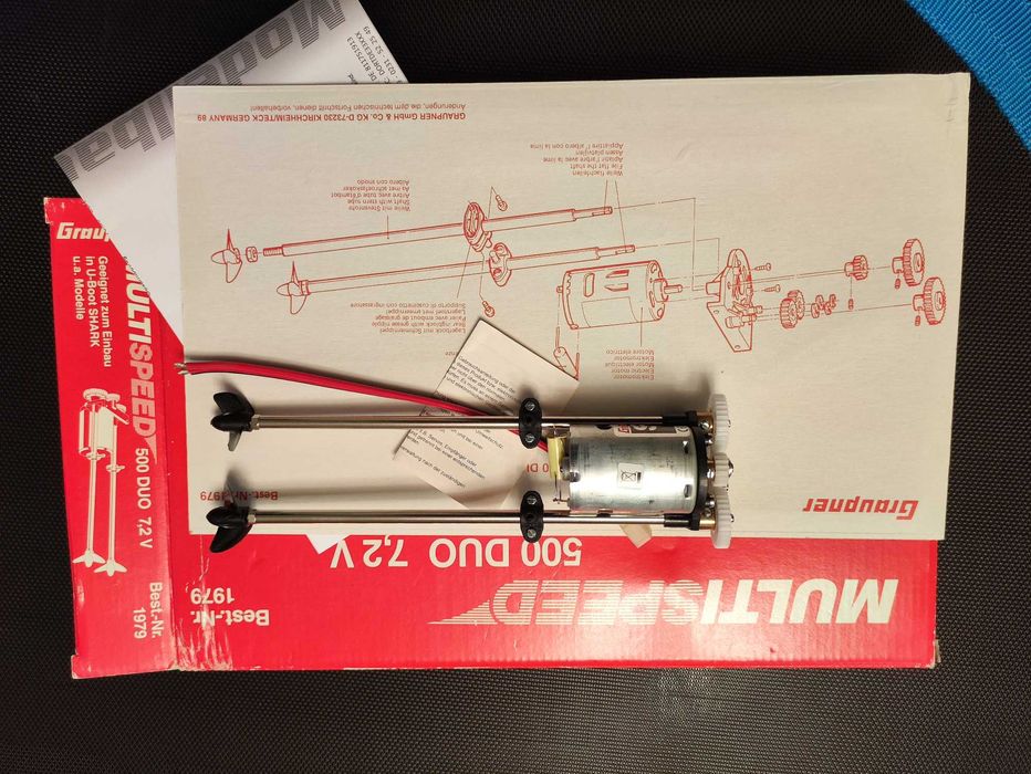 Mini-submarin Graupner Shark + motor Multispeed 500 Duo - modelism