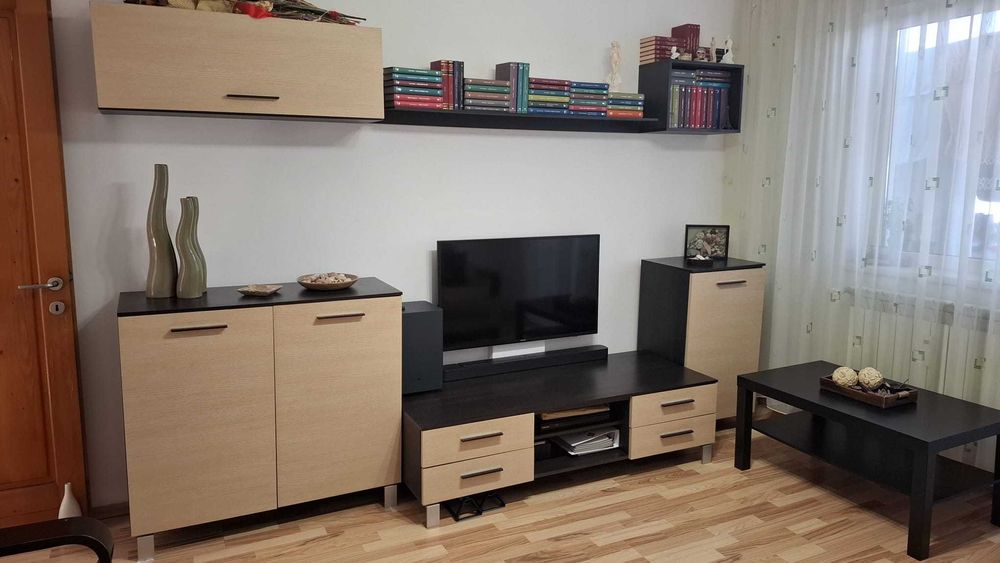 Mobila moderna sufragerie si hol