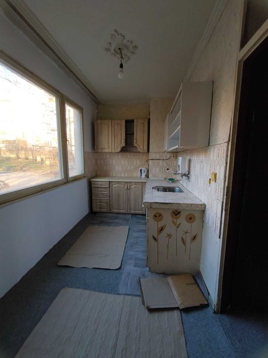 Продава се Тристаен апартамент в Плевен, Дружба 2 - 98 кв.м за 919 €/кв.м - Снимка #1