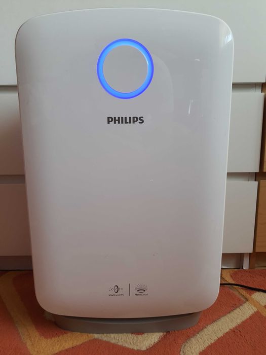 Продавам въздухопречиствател + овлажнител Филипс АС 4080/10.