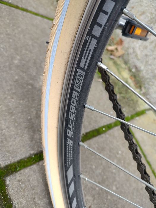 Продавам градски велосипед