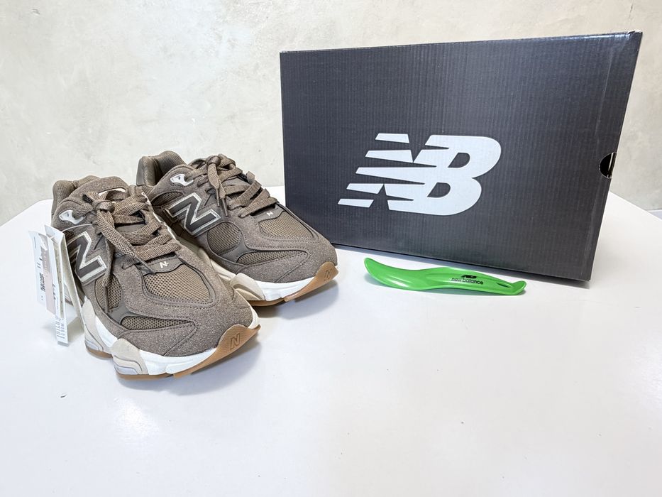 Adidasi New Balance 9060