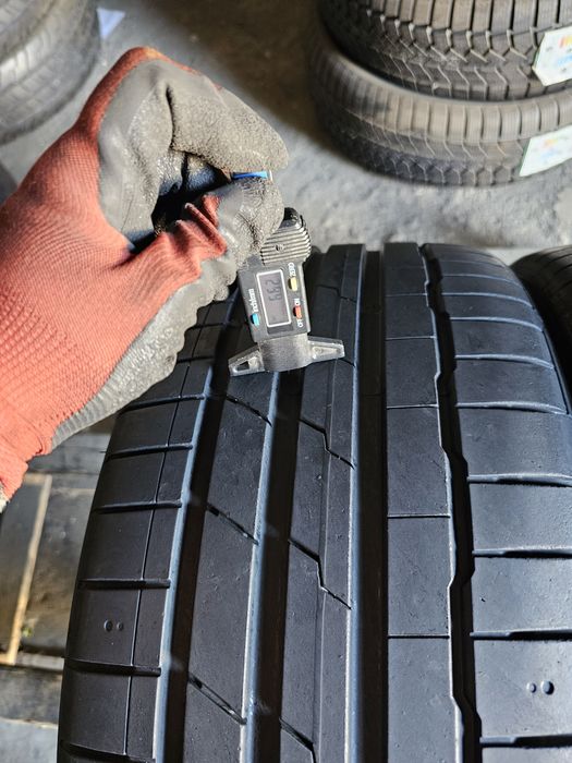 2 anvelope vara 235 35 18 Hankook 2021 6.5mm