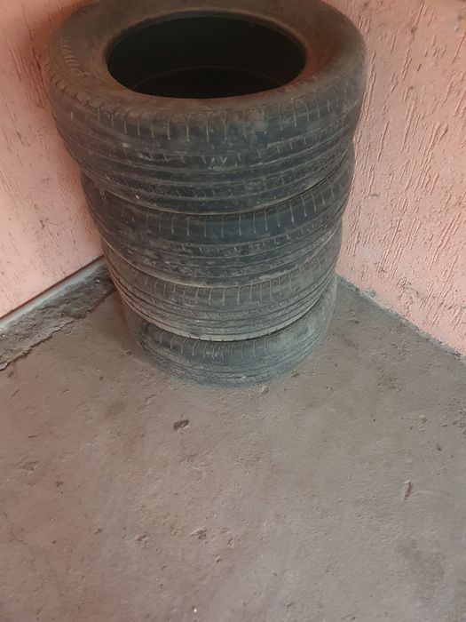 4 балона на камри