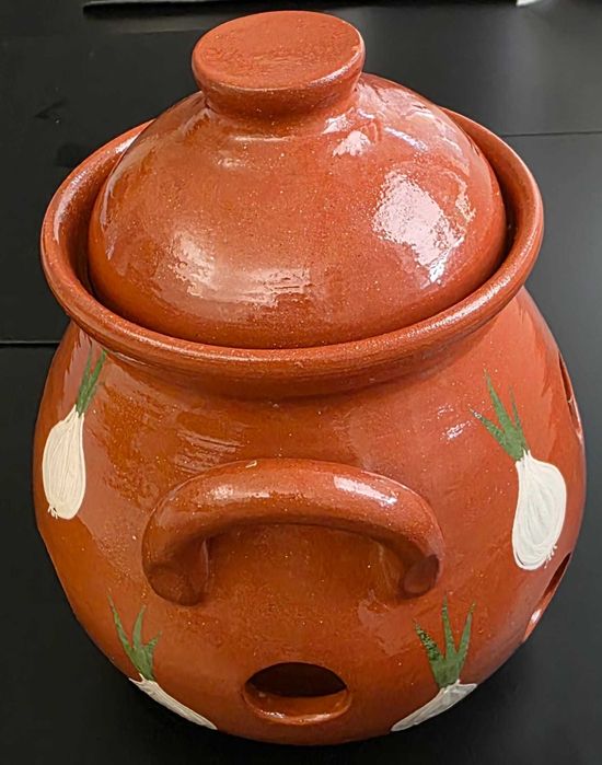 Vas pentru legume din ceramică de Corund – lucrat manual