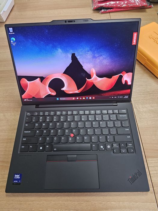 Lenovo Thinkpad X1 Carbon Gen 13 Aura Edition U7 258V 32/1TB 3K OLED