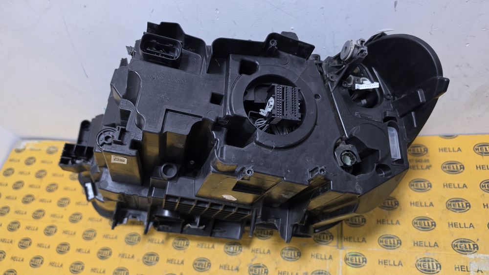 Far dreapta full led BMW X1 F48 facelift lci avariat spart 5A01178Far dreapta full led BMW X1 F48 facelift lci avariat spart 5A01178