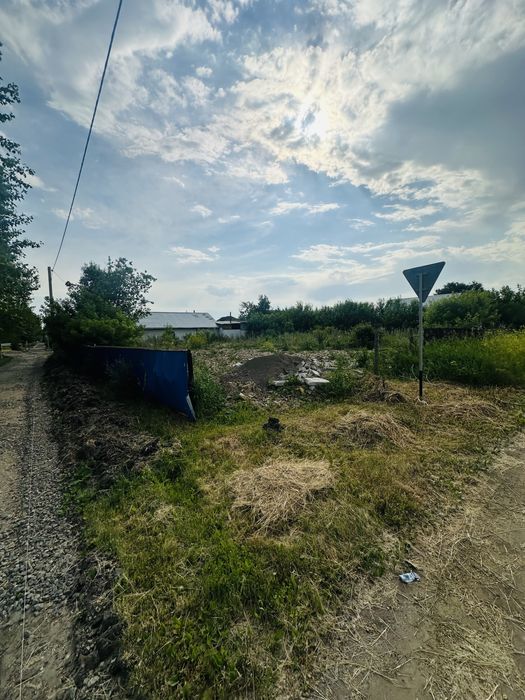 Продам угловой участок