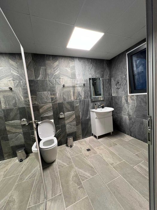 Дава се под наем Двустаен апартамент в Асеновград - 70 кв.м за 408 € - Снимка #3