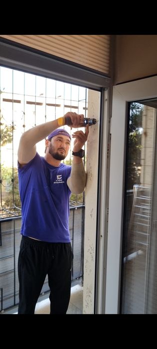 Акфа Ром Ва Эшик Таъмирлаш, Жалюзи Ва Душ Кабина Таъмири Ва Ўрнатиш