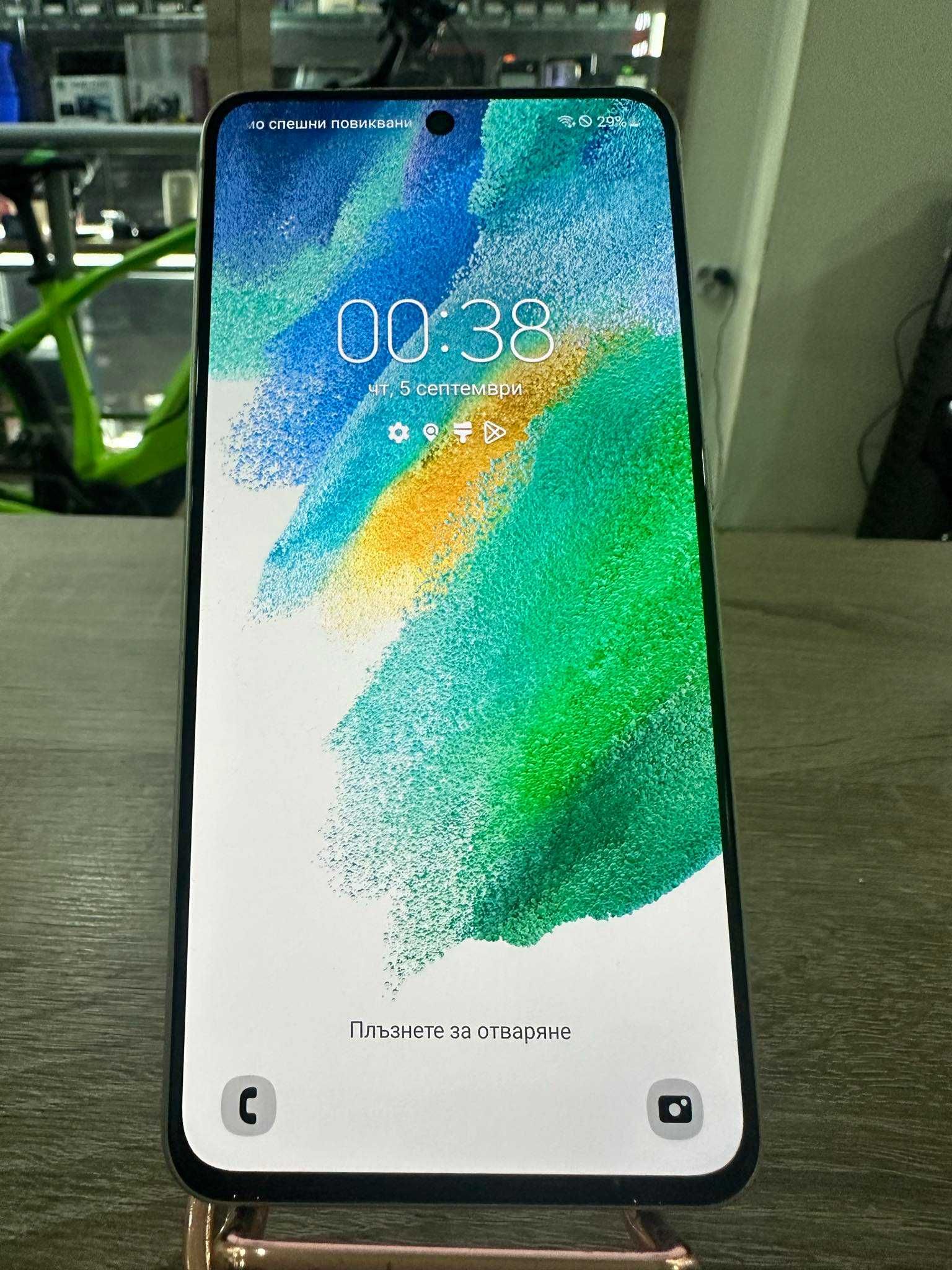 Продавам Мобилен Телефон Samsung Galaxy S21 FE 5G 128GB 6GB Ram гр ...