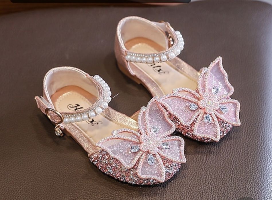 Pantofiori de  printesa Fluturas cu sclipici si perle