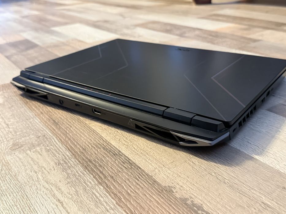 ГАРАНЦИЯ! Лаптоп Acer Nitro 5 Black i5 12th / RTX 4060 8GB / 32GB DDR5 RAM / 512GB NVMe SSD / 15.6 FHD IPS 144Hz SlimBezel екран