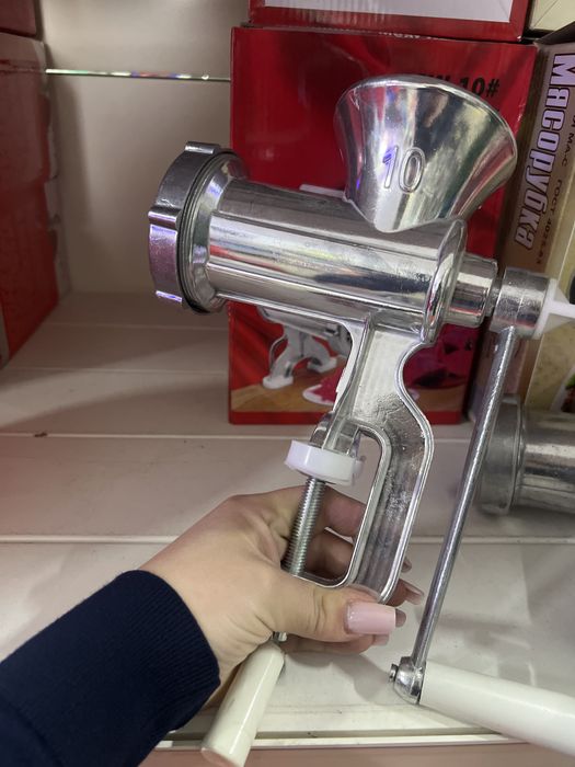 Masina tocat manuala