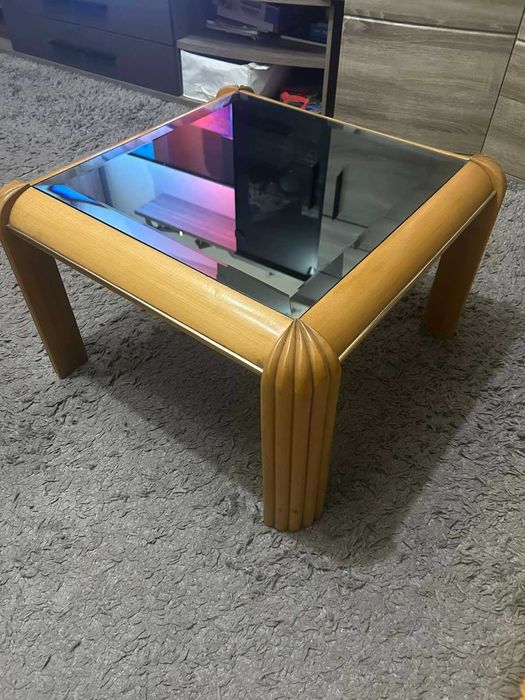 Стилна масичка масив